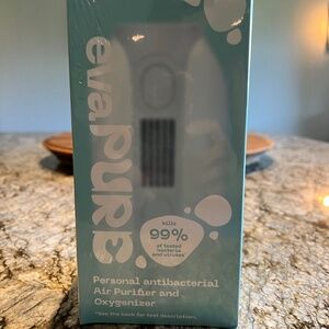 evaPure - personal Antibacterial Air Purifier and Oxygenizer